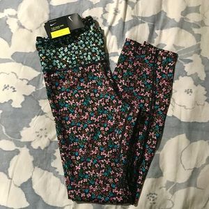 Cute Floral Nike Tights Leggings NWT Size Small S